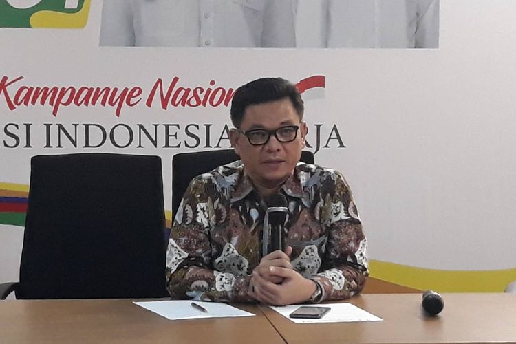 Juru Bicara Tim Kampanye Nasional (TKN) Jokowi-Maruf, Ace Hasan Syadzily, di Posko Cemara, Menteng, Jakarta Pusat.