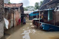 Banjir di RW 002 Tegal Alur Perlahan Surut, Semalam Capai 1,2 Meter, Kini 20-40 Cm