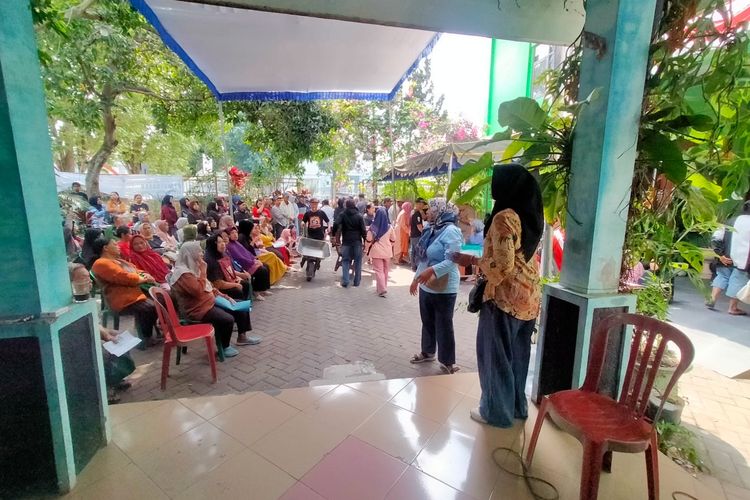 Gara-gara Aturan Desil Terbaru, Puluhan Warga Malang Gagal Dapat Bansos Beras