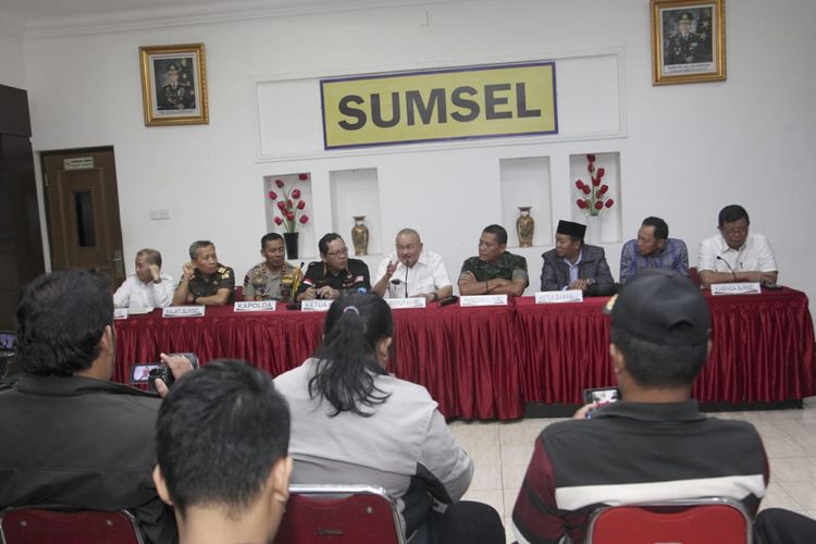 Rapat koordinasi pengamanan menjelang hari pecoblosan, antara Gubernur Sumsel, Kapolda Sumsel, Pangdam II Sriwijaya serta KPU Sumsel 