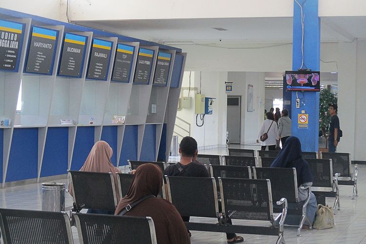 Terminal Giri Adipura Wonogiri salah satu contoh terminal Tipe A