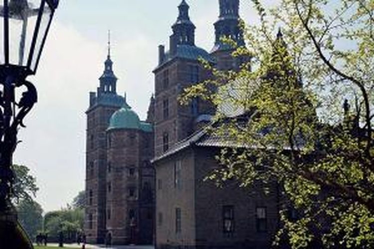 Kastil Rosenberg di Kopenhagen.