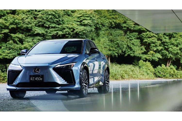 The All New Lexus RZ dipamerkan dalam gelaran GJAW 2023. 