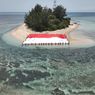 Keindahan Merah Putih di Pulau Tikus: Berkibar Megah di Daratan, Gagah di Bawah Laut