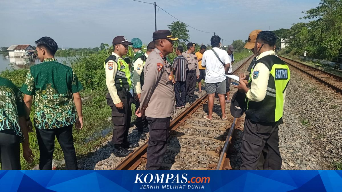 Pria Lamongan Tewas Tertabrak Kereta Saat Siapkan Pancing ~RK

Baca di sini: