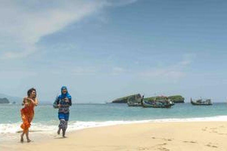 Pantai Papuma di Jember, Jawa Timur.