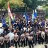 Demo Bobotoh Persib Soal Tiket Berakhir Ricuh, Massa Lempar Botol hingga Batu