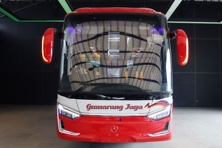 Bus baru PO Gumarang Jaya