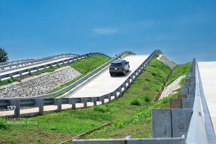 Lihat dari Dekat Fasilitas Proving Ground Uji Kendaraan di Bekasi