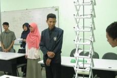 Mahasiswa Politeknik Semarang Ciptakan Alat Pemetik Mangga Elektronik