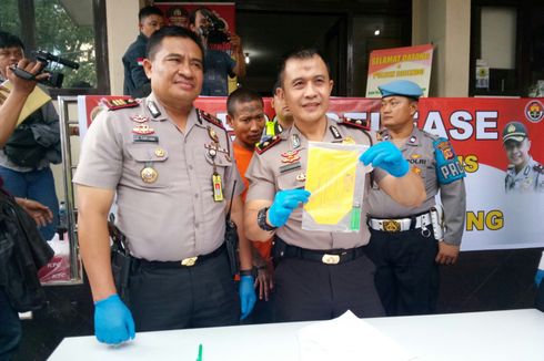 Dua Tunawisma Bakar Sebuah Rumah Bedeng di Bandung