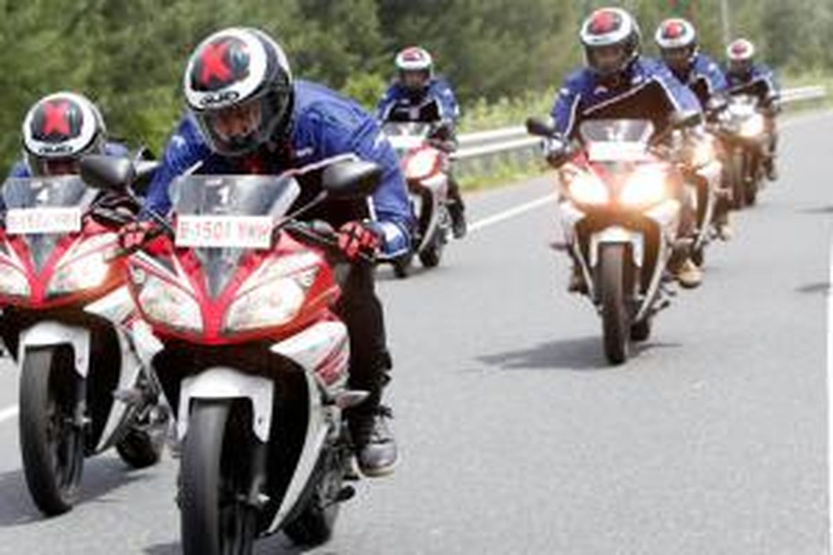 Yamaha R15 touring Banda Aceh-Medan (16-20 Mei 2014). 