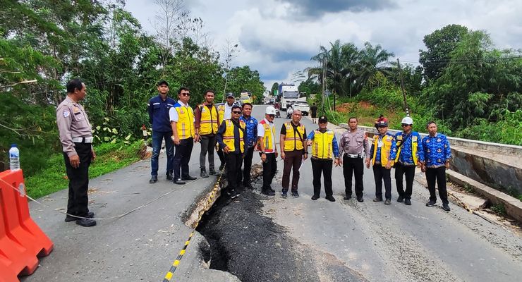 Spesifikasi Jembatan Bailey yang Dipasang di Jalan Rusak Menuju IKN