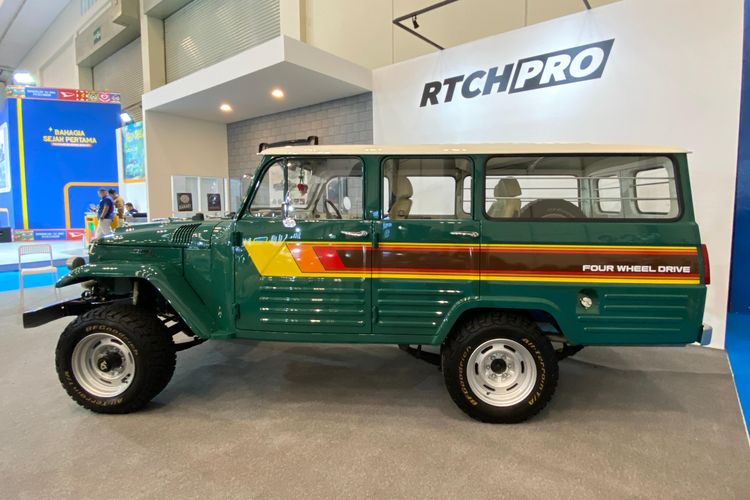 Restorasi Toyota Land Cruiser FJ45