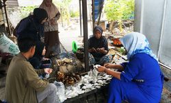 Dorong Kemandirian Ekonomi, Semen Indonesia Beri Pendampingan UMKM di Tuban 