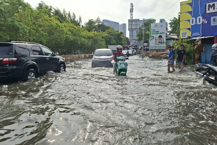 Luapan Kali Angke Picu Banjir Kembangan, Pemkot Jakbar Bakal Bangun Saluran Baru Sepanjang 1 Km