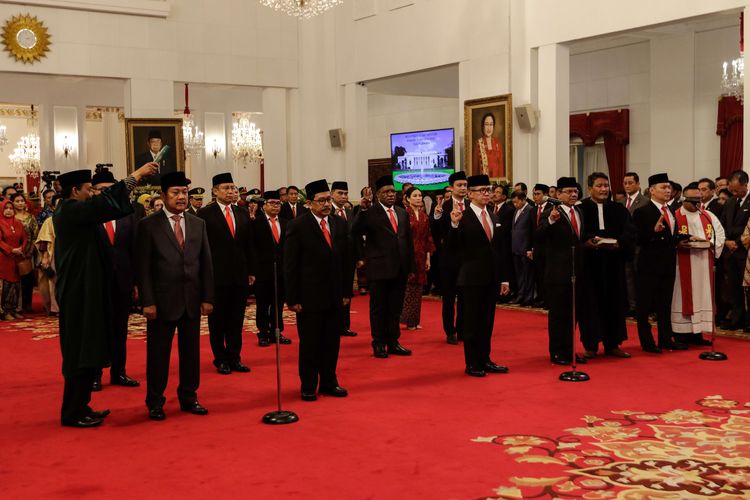 Suasana pelantikan wakil menteri di Kompleks Istana Kepresidenan, Jakarta, Jumat (25/10/2019). Joko Widodo melantik 12 orang wakil menteri Kabinet Indonesia Maju.