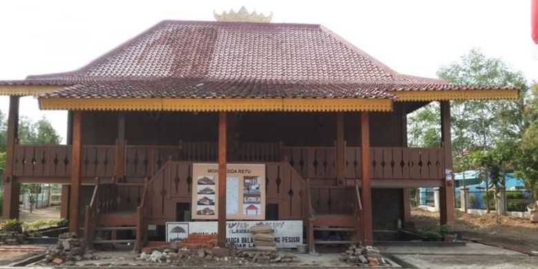 Nuwo Sesat, Rumah Adat Provinsi Lampung