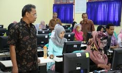 Luncurkan Buku, Kemendikbud Sajikan Solusi Dasar Permasalahan Guru