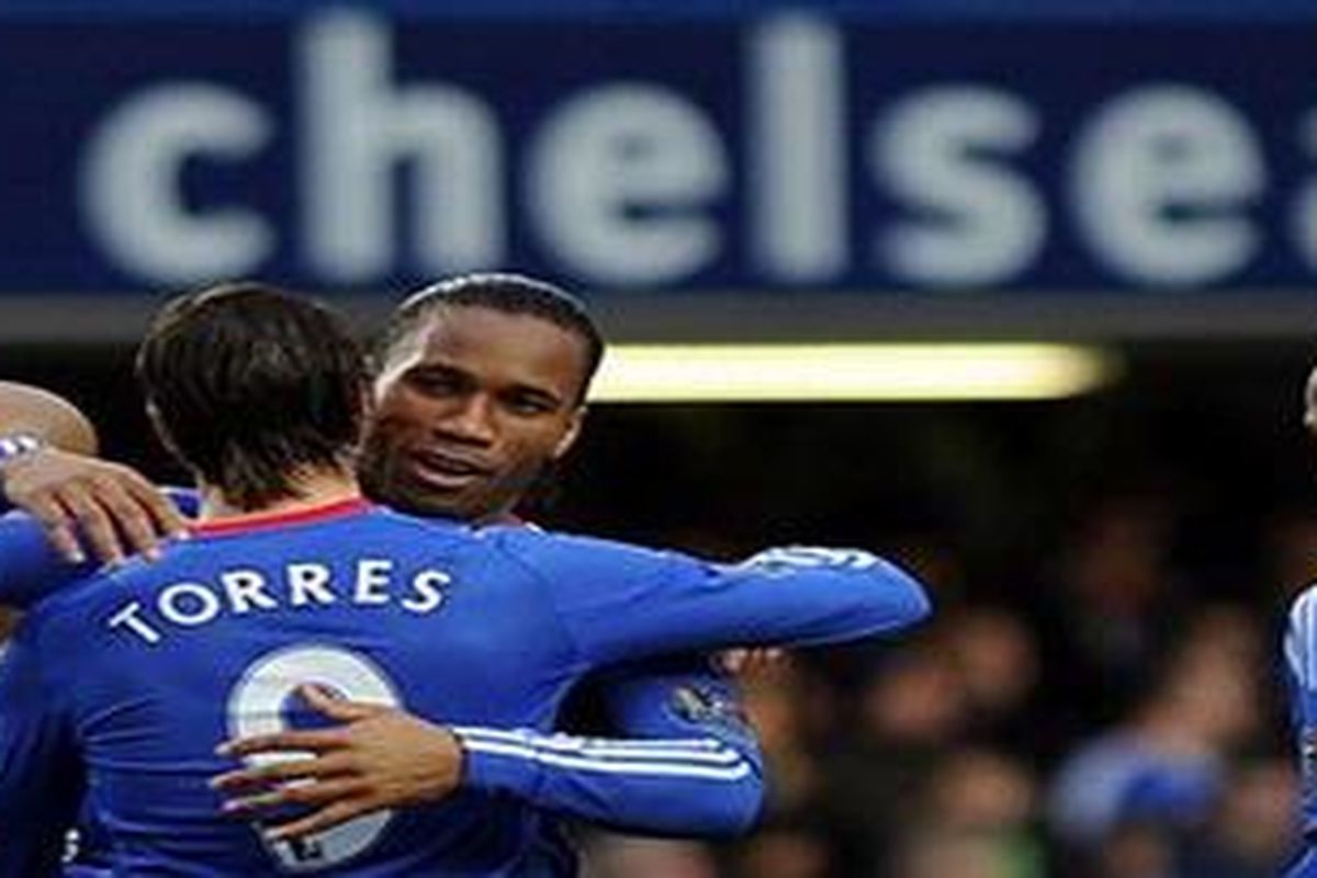 Fernando Torres dan Didier Drogba akan kembali dimainkan bersama Nicolas Anelka saat menghadapi Fulham, Minggu (13/2/2011).