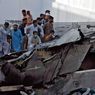Sebelum Jatuh, Pesawat Pakistan Mencoba Mendarat hingga Gores Runway