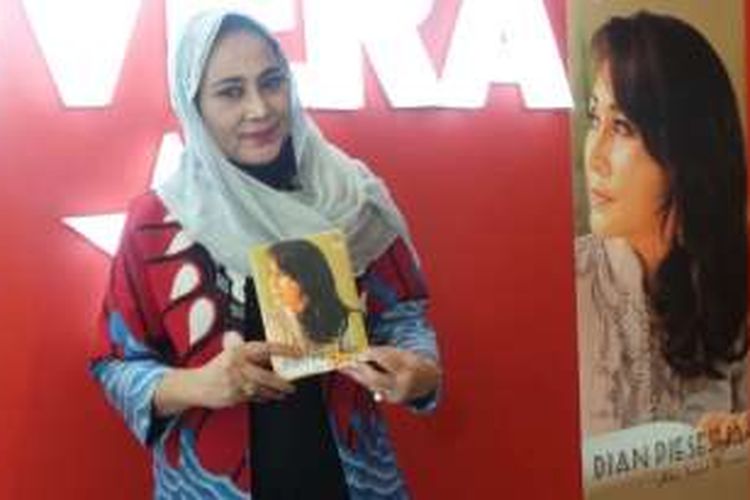 Dian Pisesha usai konferensi pers album 