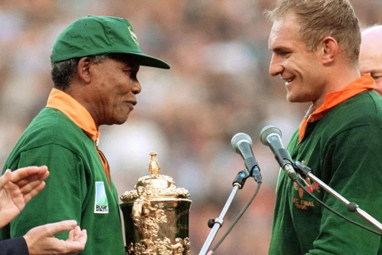 Mengapa Nelson Mandela Dipenjara?