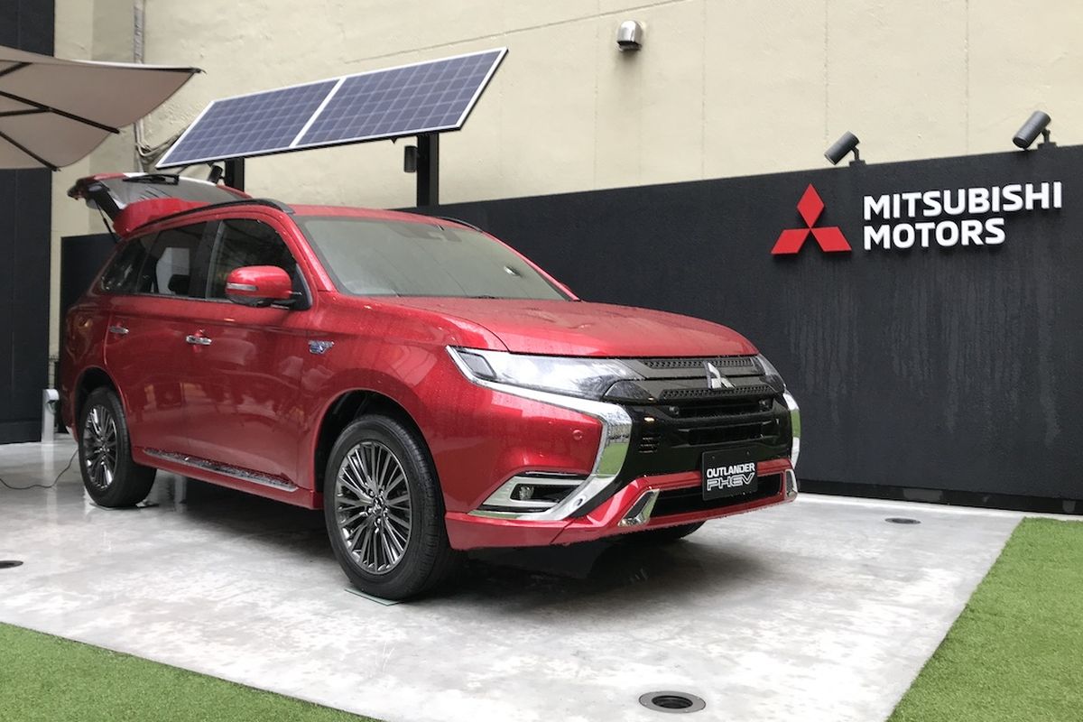 DDH merupakan sistem cas rumahan canggih yang mulai dipasarkan Mitsubishi di Jepang, dengan metode sewa Rp 1 juten per bulan.