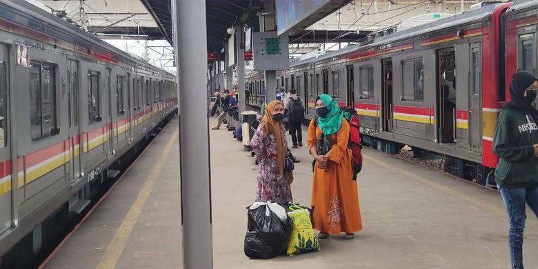 Waduh! Adaptasi KRL, Tetap Melayani di Masa Pandemi