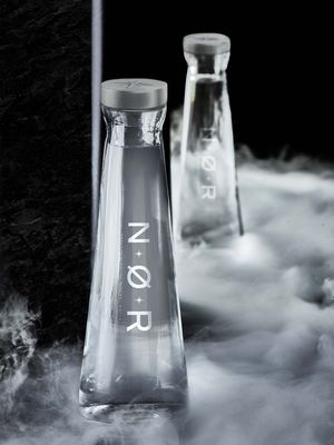 Miss Universe Organization merilis produk M*U NØR Natural Alkaline Mineral Water yang bersumber dari mata air Islandia