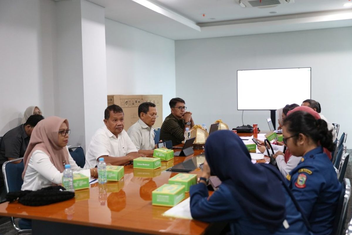 Suasana uji konsekuensi informasi yang dikecualikan pada lingkup Pemkot Makassar yang digelar Dinas Kominfo Kota Makassar di Gedung Makassar Government Center and Services (MGCS), Rabu (10/12/2024).