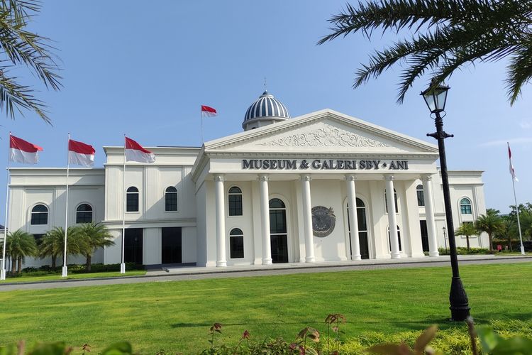 Bangunan gedung Museum dan Galeri SBY*ANI di Kabupaten Pacitan Jawa Timur.