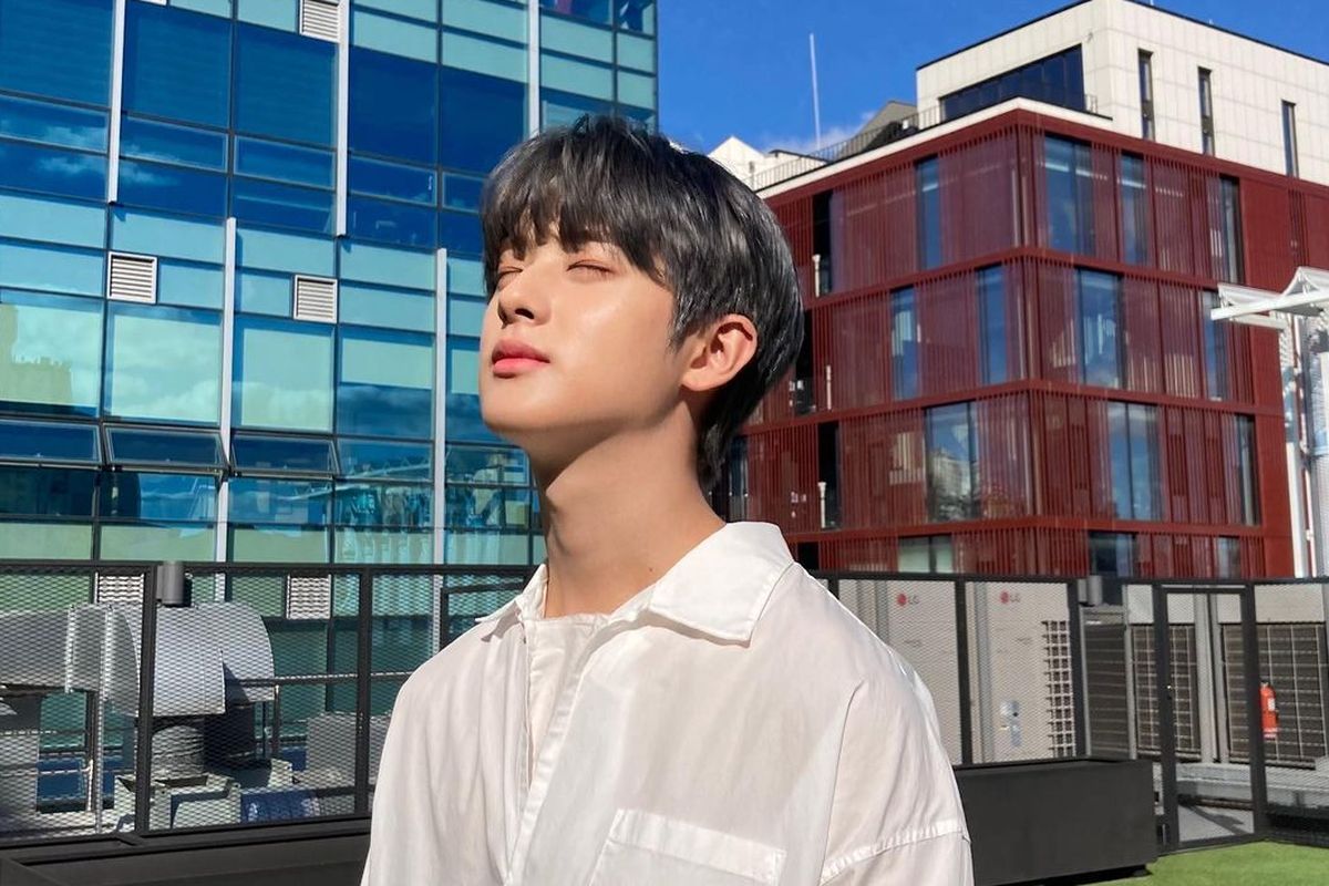 Profil Kim Min Kyu, mantan peserta Produce X 101 yang disebut mirip Jin BTS.