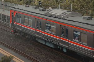 KRL Bablas Tak Berhenti di Stasiun Sudirman, KAI Commuter Minta Maaf dan Periksa Masinis