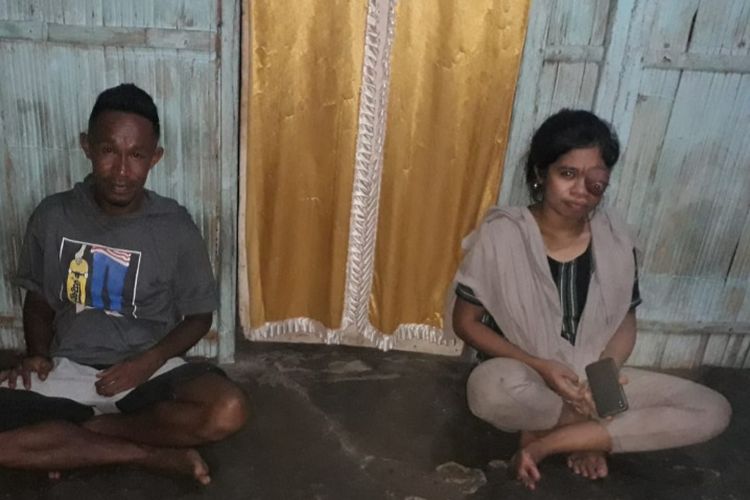 Foto: Firmus Ngera dan Veronika Lango saat ditemui di Kampung Fata, Desa Magepanda, Kabupaten Sikka, NTT