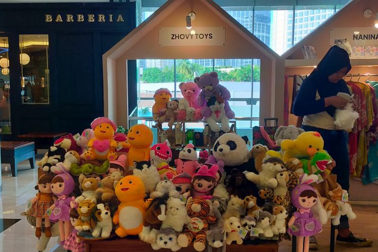 Produk-produk Zhovy Toys saat Pameran