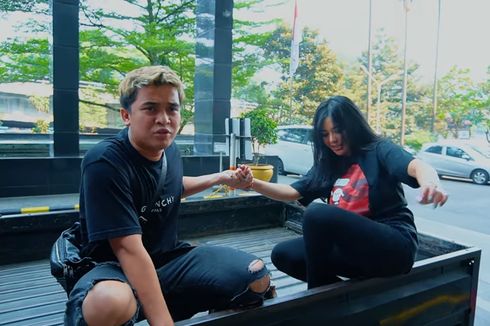 Nge-vlog Bareng Pasangan, Billy Syahputra Merasa Makin Intim