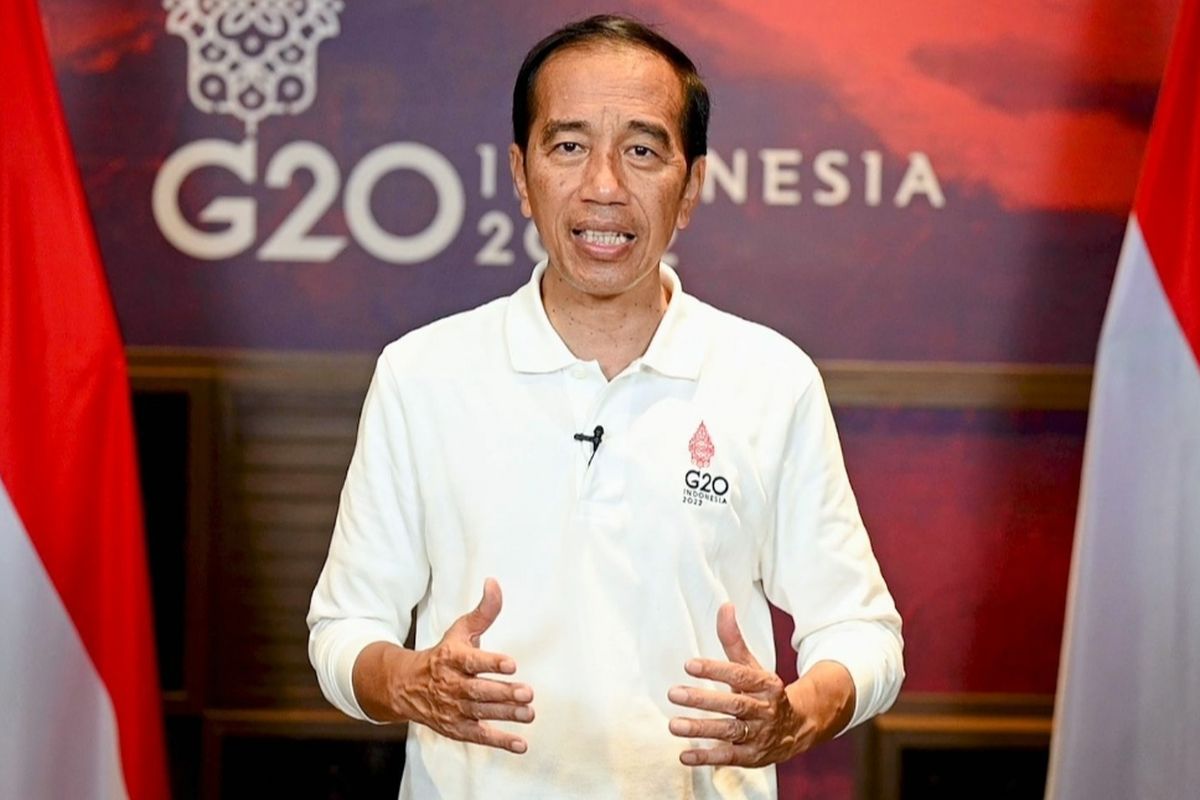 Presiden Joko Widodo saat menyampaikan keterangan soal Olimpiade 2036 di Hotel Apurva Kempinski, Bali, pada Rabu (16/11/2022).