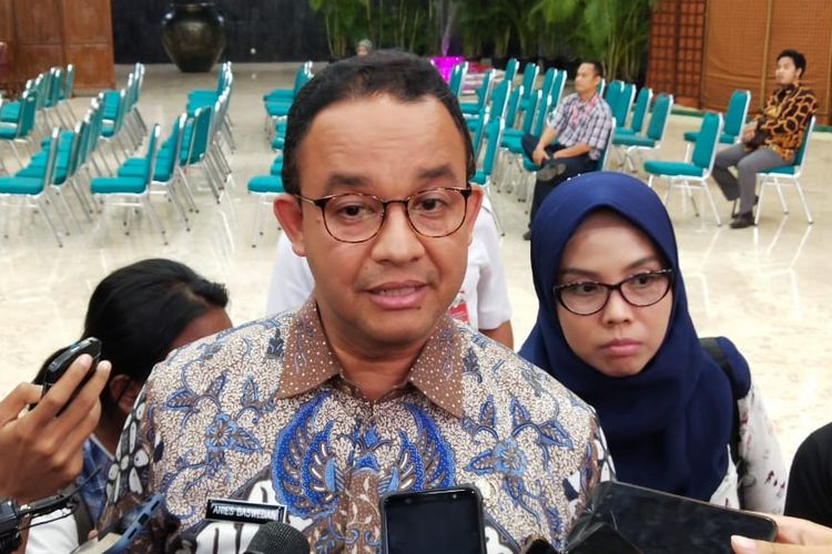Gubernur DKI Jakarta Anies Baswedan saat ditemui di Gedung DPR, Jakarta, Rabu (25/9/2019). 
