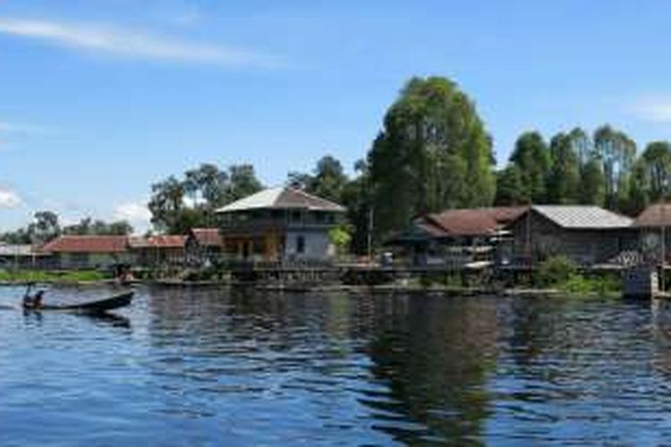 Kampung Semangit yang terletak di Desa Nanga Leboyan, Kecamatan Selimbau, Kabupaten Kapuas Hulu, Kalimantan Barat. Kampung Semangit merupakan sebuah perkampungan nelayan di tepi sungai Leboyan. Kampung ini masuk ke dalam wilayah Balai Besar Taman Nasional Danau Sentarum (TNDS).