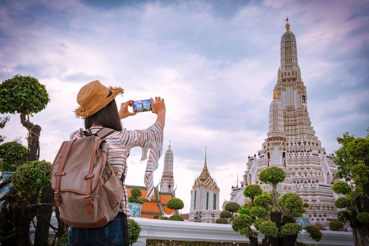 Ilustrasi liburan ke Bangkok. 