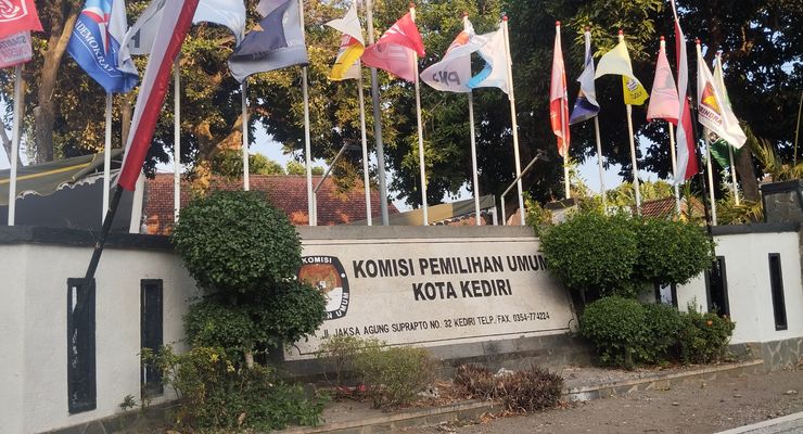 Ketua KPU Kediri Minta Gedung Baru kepada Paslon, Bawaslu Singgung Etika