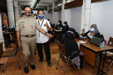 Anies: Tujuh Juta Orang Sudah Divaksinasi Covid-19 di Jakarta