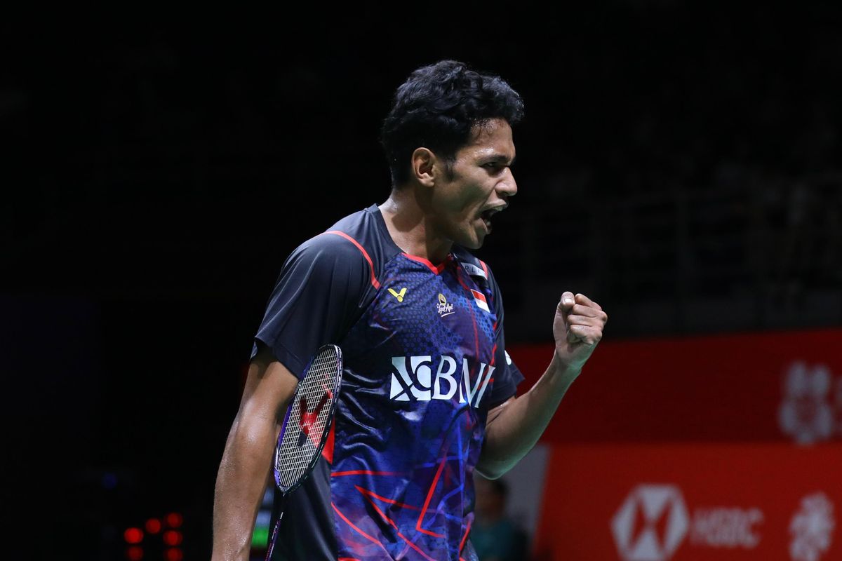 Chico Aura Dwi Wardoyo berselebrasi saat melawan Lin Chun-Yi (Taiwan) pada babak 32 besar Malaysia Masters 2024 di Axiata Arena, Bukit Jalil, Rabu (22/5/2024). Artikel ini berisi jadwal Malaysia Masters 2024.