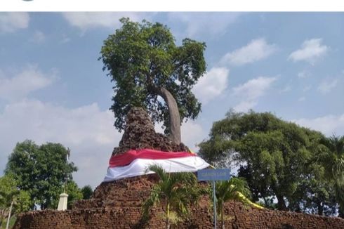 Badan Candi Lor Dibalut Kain Merah Putih, Kepala BPBD Nganjuk: Enggak Usah Khawatir, Kami Sudah Hati-hati