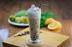 Cara Membuat Cappuccino Bubble Drink ala Pedagang, Berisikan Boba