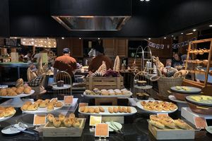 Ke Mana Perginya Sisa Makanan di Restoran Hotel Jawa Barat? 