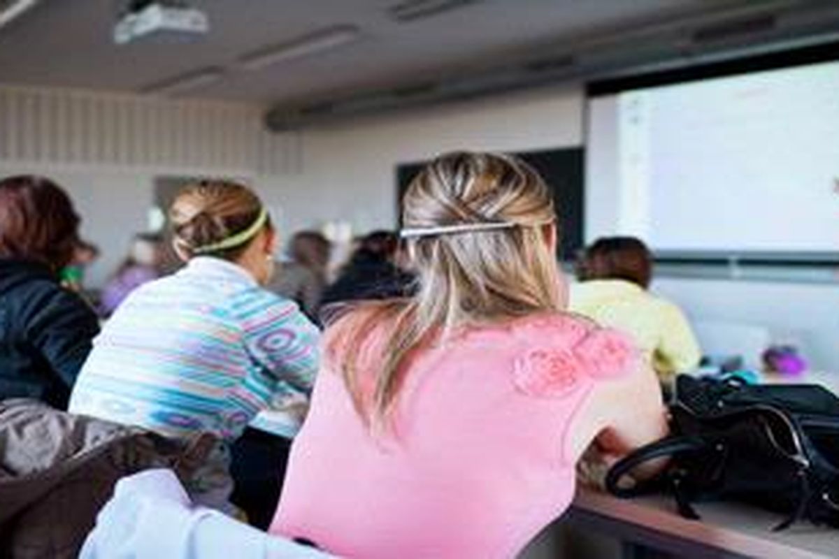 Ilustrasi perkuliahan