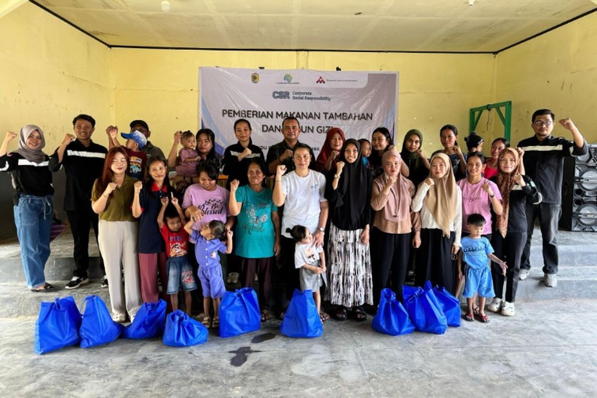 Kegiatan Pemberian Makanan Tambahan di Desa Bunta 