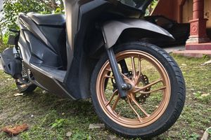 Tak Perlu ke Bengkel, Ini 3 Cara Cek Komstir Motor Sendiri di Rumah